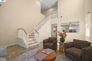 687 Rockspray Cir, Pittsburg, CA 94565 - Photo 3