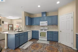 687 Rockspray Cir, Pittsburg, CA 94565 - Photo 11