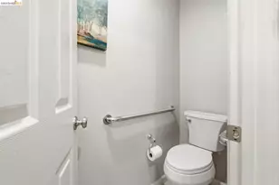 24541 Blossom Acre Wy, Hayward, CA 94544 - Photo 25