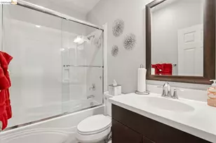 24541 Blossom Acre Wy, Hayward, CA 94544 - Photo 15