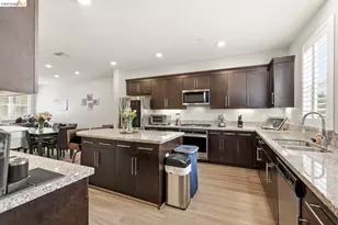 24541 Blossom Acre Wy, Hayward, CA 94544 - Photo 11