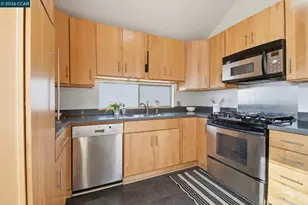 450 Cola Ballena, Alameda, CA 94501 - Photo 5