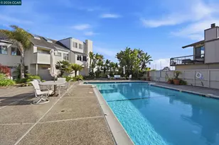450 Cola Ballena, Alameda, CA 94501 - Photo 31