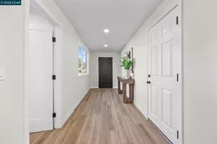 2697 Mayfair, Concord, CA 94520 - Photo 5