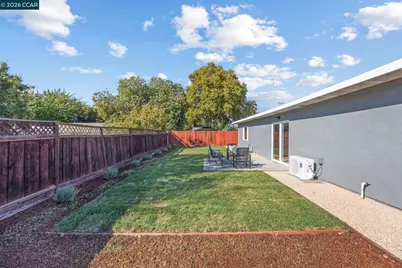 2697 Mayfair, Concord, CA 94520 - Photo 45