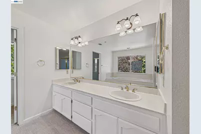 66 Sparrow St, Livermore, CA 94551 - Photo 33