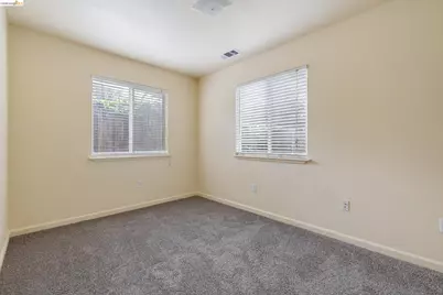 811 G St, Antioch, CA 94509 - Photo 33