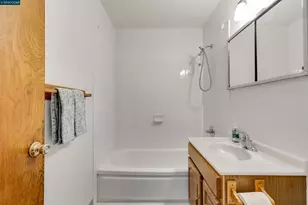 2187 Pyramid Dr, Richmond, CA 94803 - Photo 31