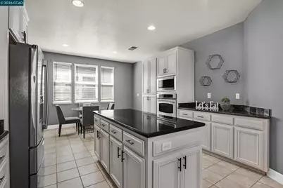 1224 Bridlewood Ct, Clayton, CA 94517 - Photo 7