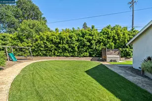 726 San Andreas Ct, Concord, CA 94518 - Photo 39