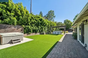 726 San Andreas Ct, Concord, CA 94518 - Photo 37