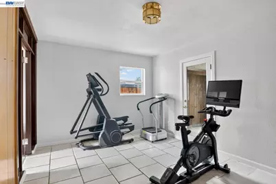 2541 Marina Blvd, San Leandro, CA 94577 - Photo 19