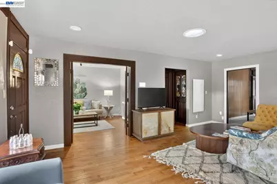 2541 Marina Blvd, San Leandro, CA 94577 - Photo 5