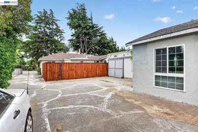 2541 Marina Blvd, San Leandro, CA 94577 - Photo 25