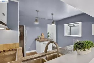 2541 Marina Blvd, San Leandro, CA 94577 - Photo 41