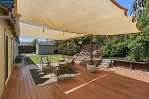 2103 Deerwood Dr, Martinez, CA 94553 - Photo 25