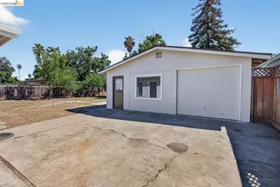 4162 Piper Dr, San Jose, CA 95117 - Photo 29