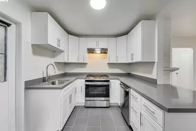 1207 University Ave, Berkeley, CA 94702 - Photo 21