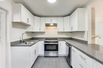 1207 University Ave, Berkeley, CA 94702 - Photo 19
