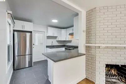 1207 University Ave, Berkeley, CA 94702 - Photo 17