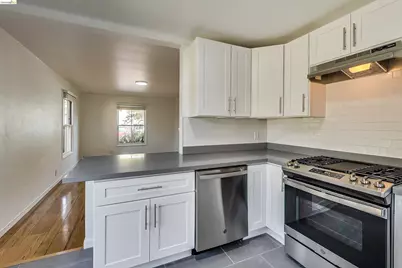 1207 University Ave, Berkeley, CA 94702 - Photo 23