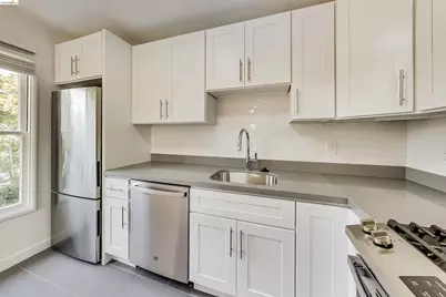 1207 University Ave, Berkeley, CA 94702 - Photo 25