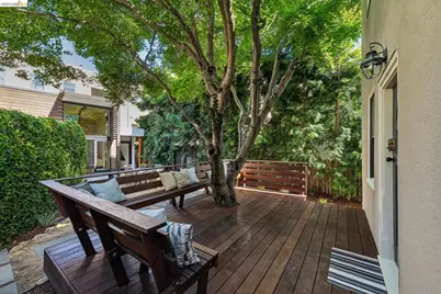 1643 Walnut St, Berkeley, CA 94709 - Photo 59