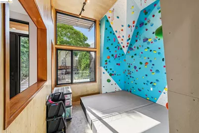 1643 Walnut St, Berkeley, CA 94709 - Photo 69
