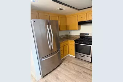 2113 Pyrenees Ave, Stockton, CA 95210 - Photo 9