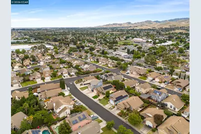 207 Babbling Brook Way, Pittsburg, CA 94565 - Photo 43