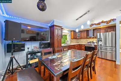 207 Babbling Brook Way, Pittsburg, CA 94565 - Photo 15