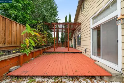 207 Babbling Brook Way, Pittsburg, CA 94565 - Photo 35