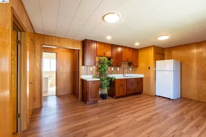 404 Bradrick Dr, San Leandro, CA 94578 - Photo 5