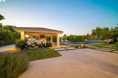 2205 Cameron Cir, Pleasanton, CA 94588 - Photo 95