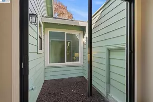 29 Captains Dr, Alameda, CA 94502 - Photo 29