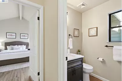 29 Captains Dr, Alameda, CA 94502 - Photo 23