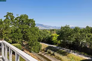 599 Best Rd, Pleasant Hill, CA 94523 - Photo 37