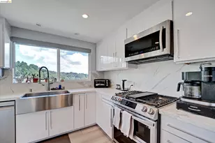 11550 Skyline Blvd, Oakland, CA 94619 - Photo 19