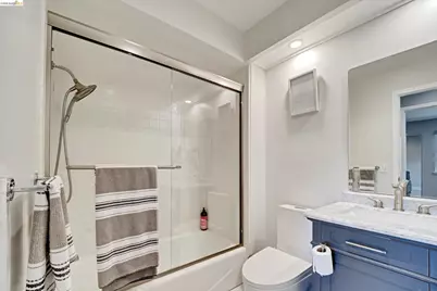 11550 Skyline Blvd, Oakland, CA 94619 - Photo 21