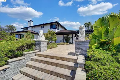 11550 Skyline Blvd, Oakland, CA 94619 - Photo 3