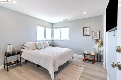 11550 Skyline Blvd, Oakland, CA 94619 - Photo 23
