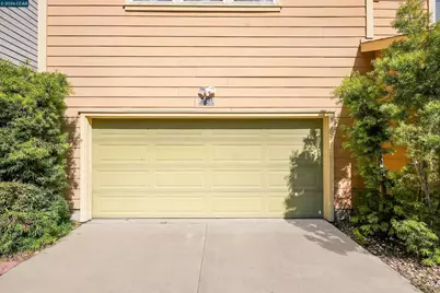 2081 Tsushima St, Hercules, CA 94547 - Photo 43