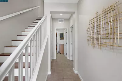 2081 Tsushima St, Hercules, CA 94547 - Photo 9