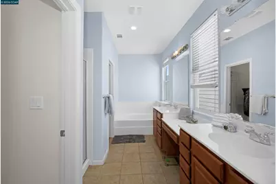 2081 Tsushima St, Hercules, CA 94547 - Photo 35