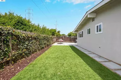 1727 Southgate St, Hayward, CA 94545 - Photo 55