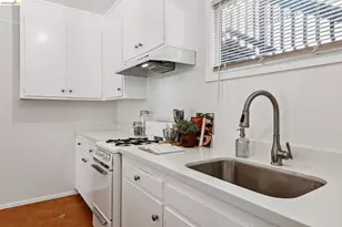 2638 Warring St, Berkeley, CA 94704 - Photo 11