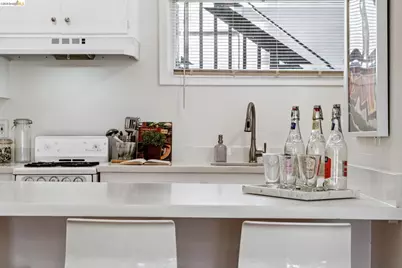 2638 Warring St #A, Berkeley, CA 94704 - Photo 15