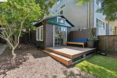 2638 Warring St #A, Berkeley, CA 94704 - Photo 25