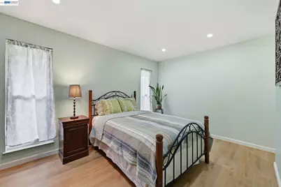 5649 Evergreen Ter, Fremont, CA 94538 - Photo 17