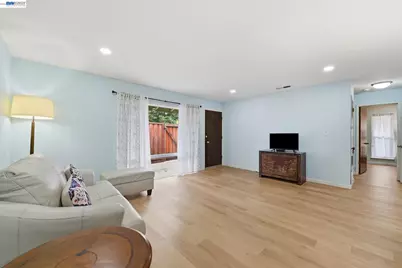 5649 Evergreen Ter, Fremont, CA 94538 - Photo 7